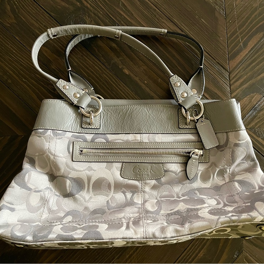 Coach Signature Penelope Grey Tote Bag